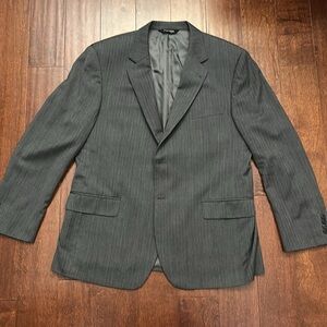 Jos. A. Bank Handsome Gray Blazer, Classic Fit, 100% Wool, Size 46R